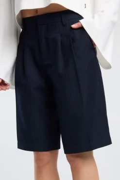 Bermuda Nalia regular loose fit bermuda met medium waist