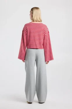 Cropped longsleeve Liloa cropped longsleeve van stevige interlock