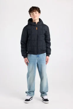 Hooded bomber Jaylan JR Gewatteerde hooded bomber met mouwbadge