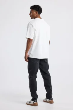 Jeans Delta Five-pocket jeans met een relaxed tapered fit