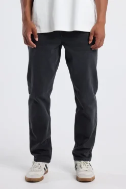 Jeans Delta Five-pocket jeans met een relaxed tapered fit
