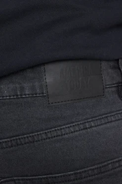 Jeans Neil slim fit jeans met knoopsluiting en stretchcomfort