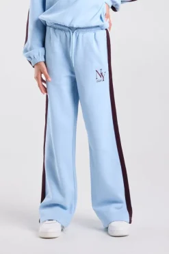 Joggingbroek Cristy Jr wide leg joggingbroek met zijstreep en embroidery