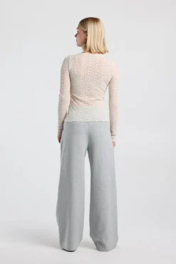 Longsleeve Lillo kanten top met lange mouwen en ronde hals