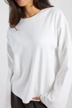 Longsleeve Lilly Dames longsleeve met ronde hals en wijde mouwen