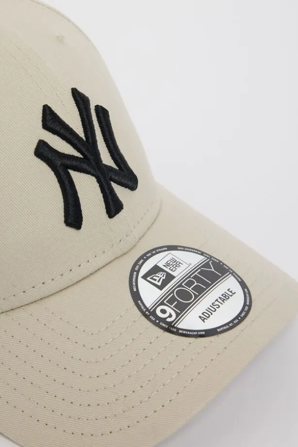 New Era pet 940 adjustable null