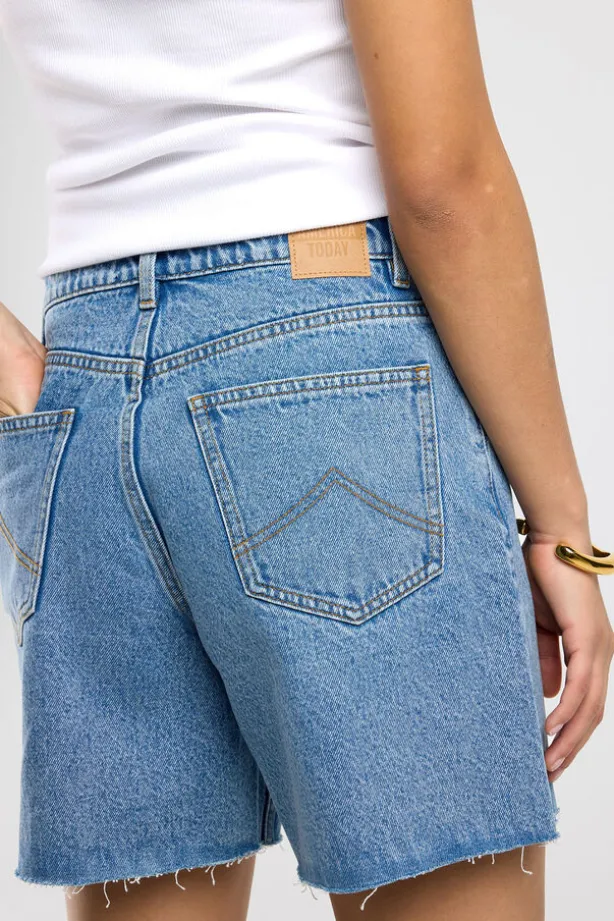 Short Nera denim short met high waist en loose fit