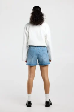 Short Nevea denim short met high waist en split aan de zijkant
