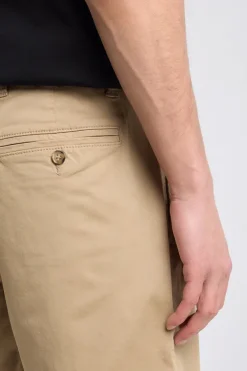 Short Niels regular fit chino short met knoop- en ritssluiting