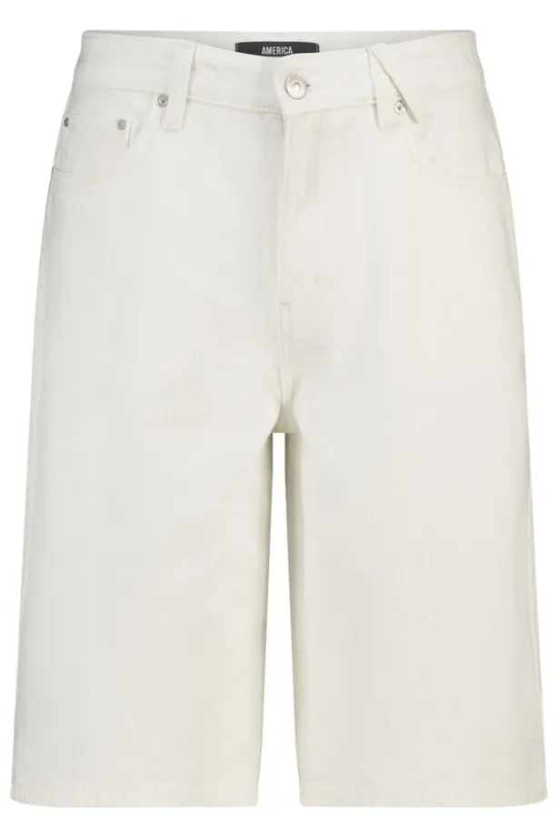 Short Niya loose fit short met mid waist en 5 pockets