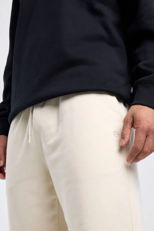 Short Sevan sweatshort met achterzak en borduring