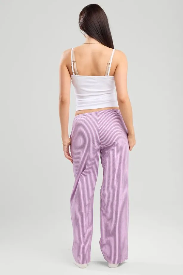 Singlet Grace Grace met een kanten V-halslijn