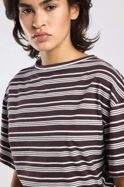 T-shirt Effie t-shirt met boothals en schuine zoom