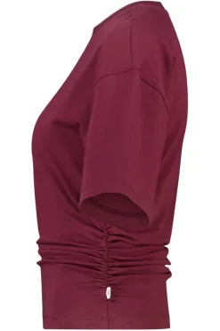 T-shirt Erin t-shirt met scrunched zijnaad en borduurwerk achter